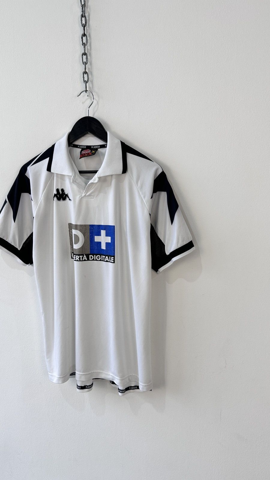 Kappa Vintage Juventus 1998-99 Away Shirt Kappa D+ Jersey Size M Size US M / EU 48-50 / 2 - 3 Thumbnail