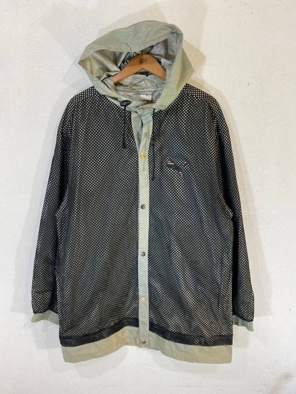 Puma vintage puma light jacket big logo back netting design Size US XXL / EU 58 / 5 - 2 Thumbnail