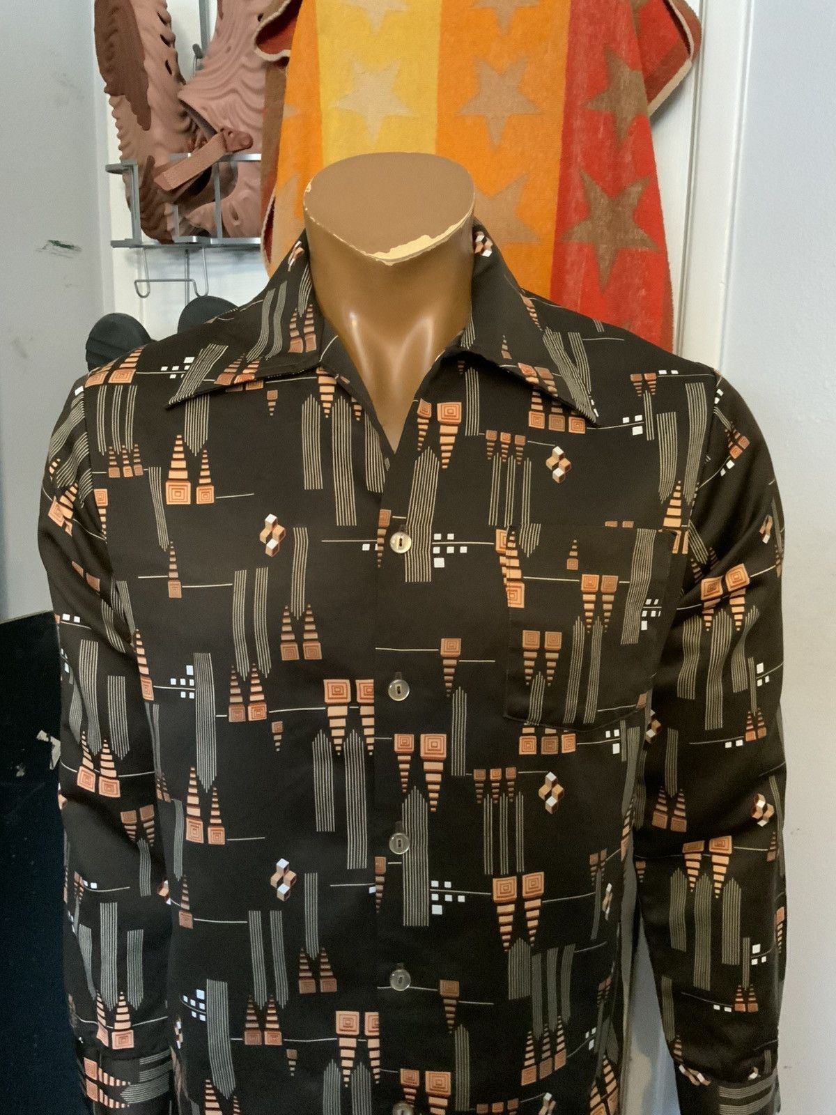 Vintage Vintage 1970s Venus California Geometric Disco Button Shirt Size US M / EU 48-50 / 2 - 10 Thumbnail
