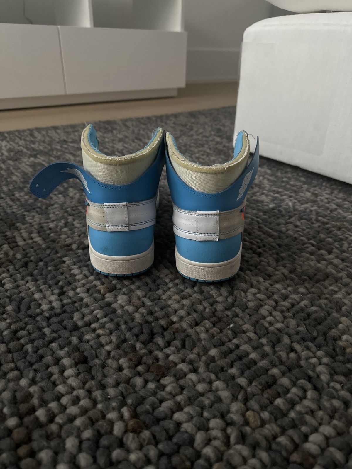 Nike × Off-White Off White Air Jordan 1 UNC Size US 11.5 / EU 44-45 - 4 Thumbnail