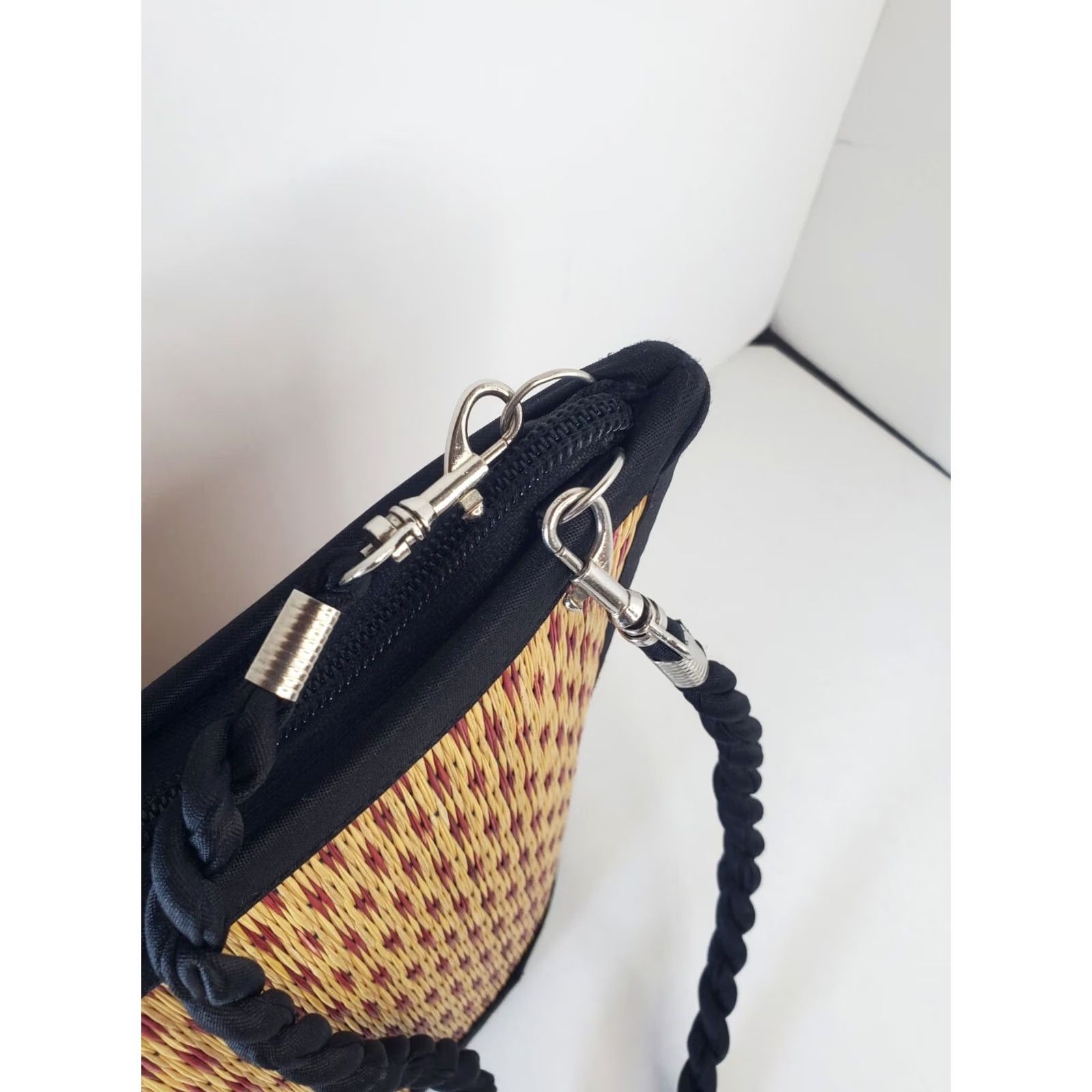 Vintage VINTAGE Handcrafted Straw Purse Kim Ang Tatami Baskets of Cambodia Handbag Small Brown & Black Zipper Shoulder Strap Women Size ONE SIZE - 5 Thumbnail