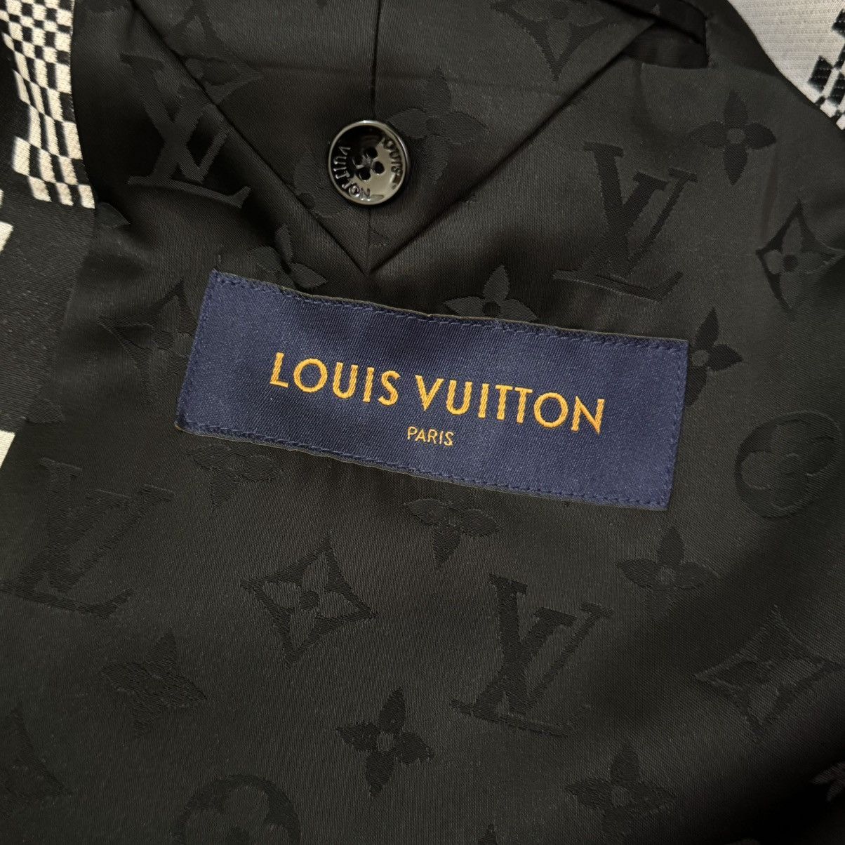 Louis Vuitton Louis Vuitton Damier Car Coat Size US L / EU 52-54 / 3 - 10 Thumbnail