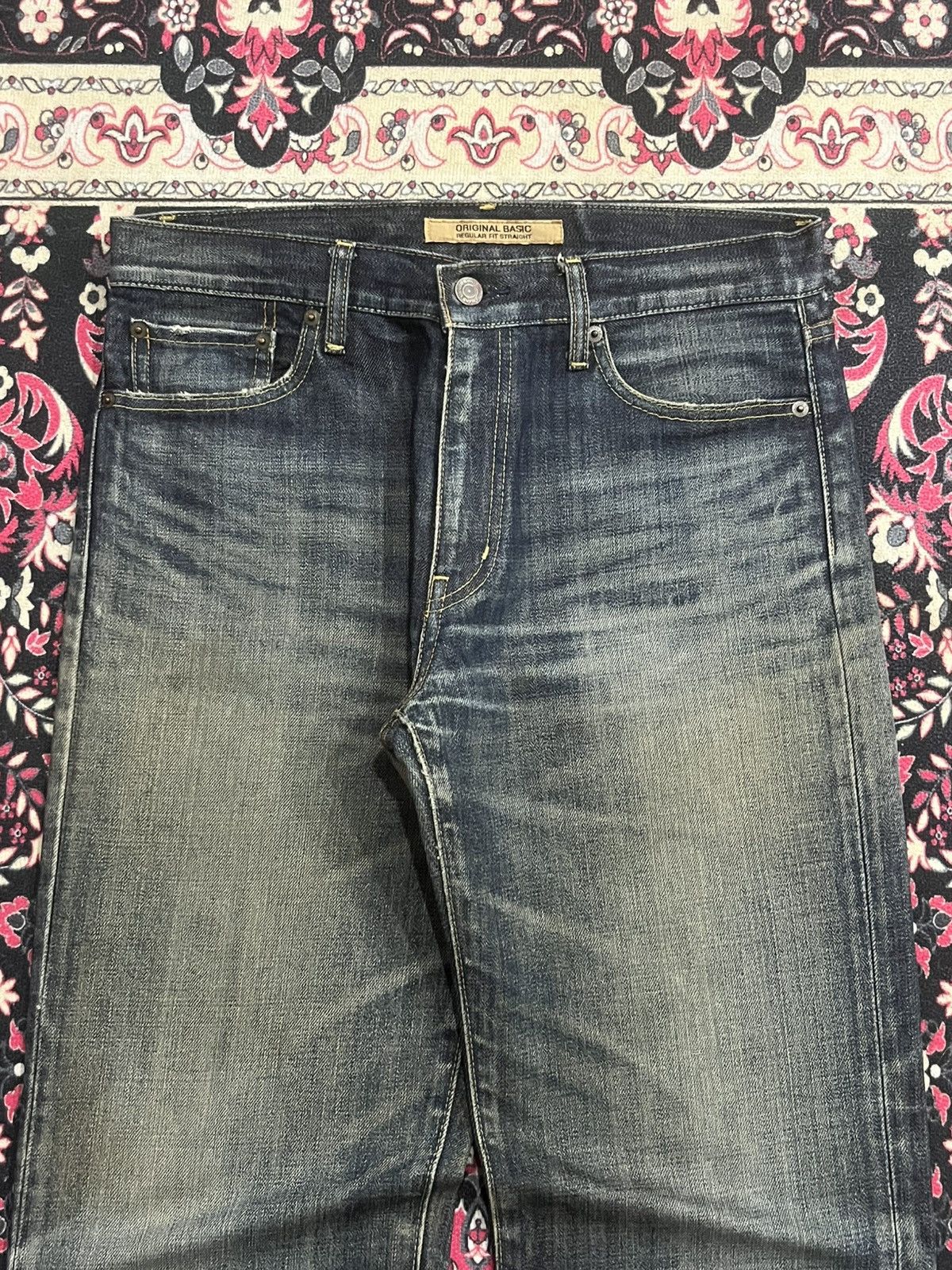 Undercover × Uniqlo Vintage Japanese Uniqlo Dark Blue Faded Washed Whisker Jeans Size US 32 / EU 48 - 4 Thumbnail