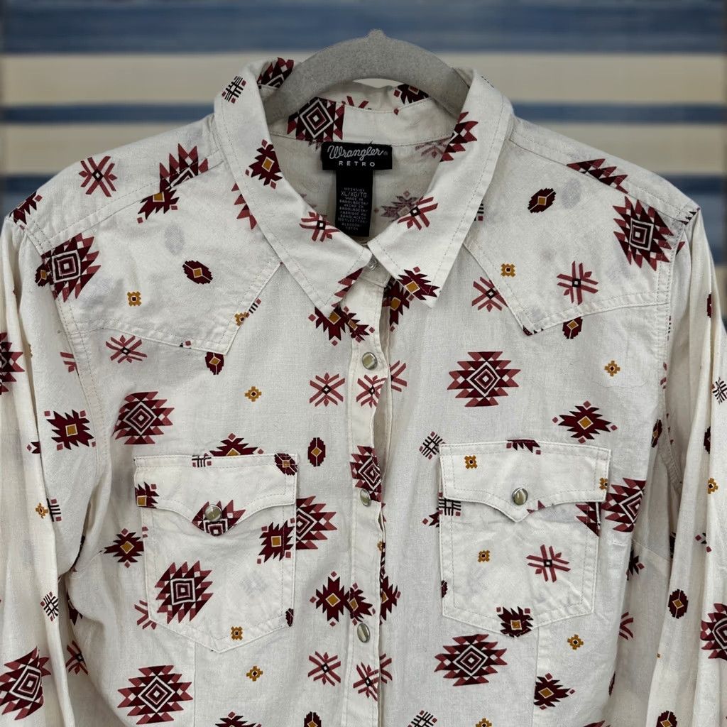 Wrangler Wrangler Retro Womens XL Southwestern Pearl Snap Westerncore Shirt Aztec Cowgirl Size XL / US 12-14 / IT 48-50 - 1 Thumbnail