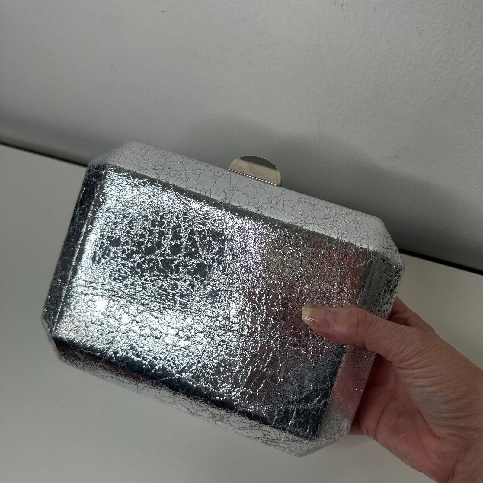 Other Lulu's Silver Metallic Box Snap Clutch Purse & Chain Strap Size ONE SIZE - 5 Thumbnail