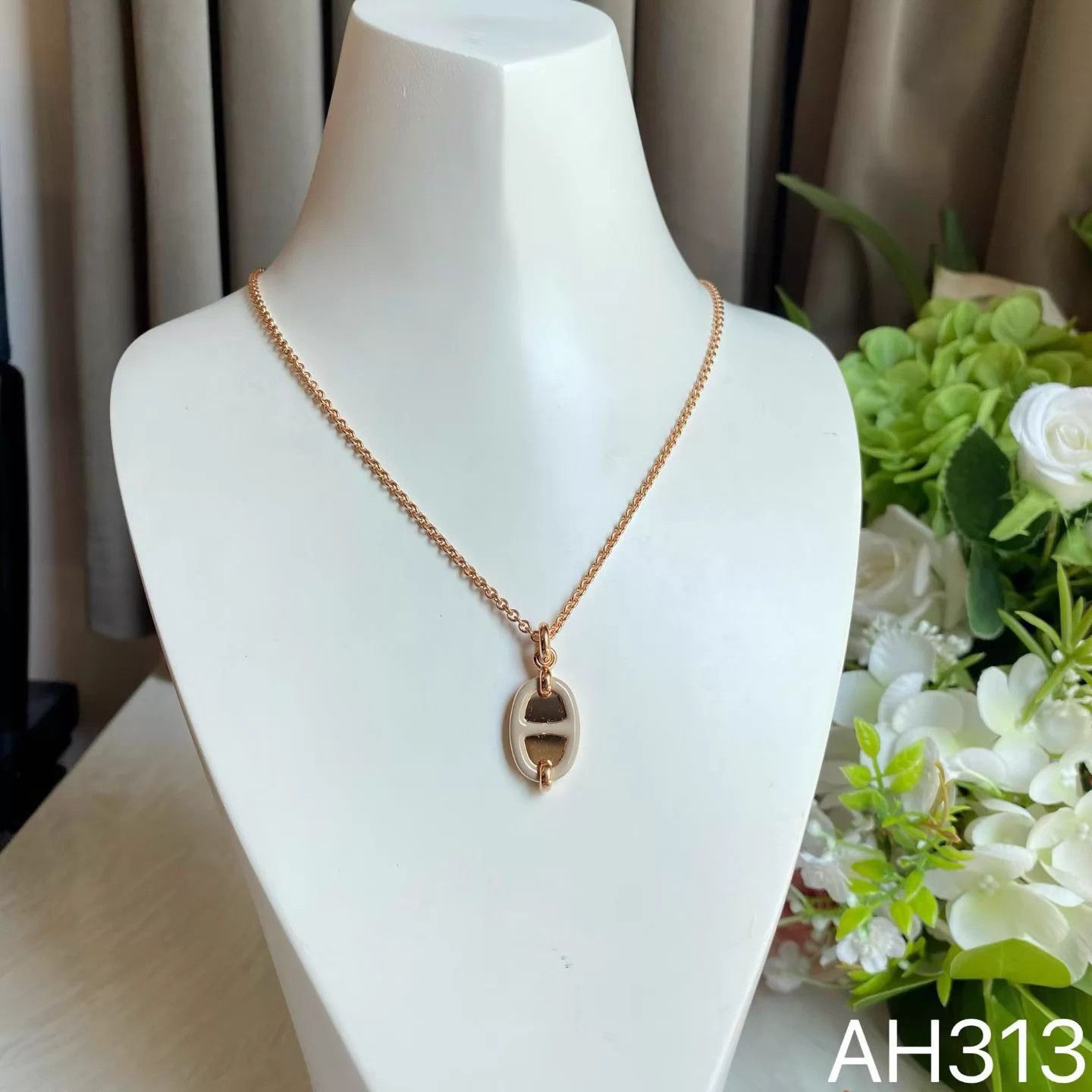 Hermes Hermes Pig Nose Necklace, Cream White & Rose Gold, New, Film Size ONE SIZE - 3 Thumbnail