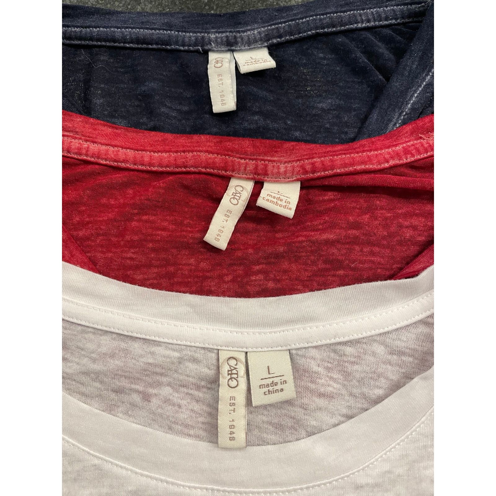 Other CATO 3 ladies tees, navy, red and white with peace sign. LG Size L / US 10 / IT 46 - 4 Thumbnail