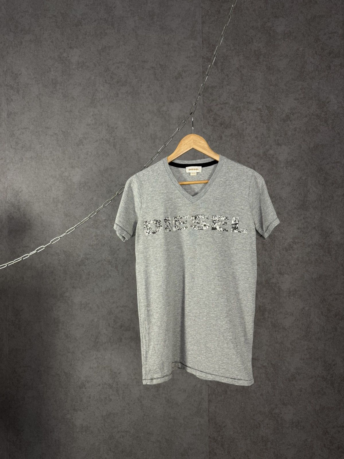 Designer × Diesel Diesel designer big logo v neck tee Size US XS / EU 42 / 0 - 1 Thumbnail