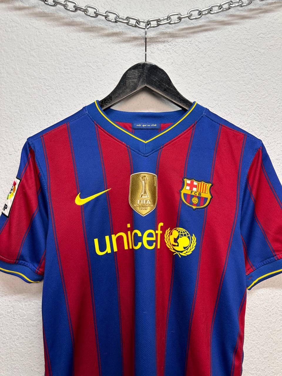 Nike FC Barcelona 2009–10 Home Jersey Piqué #3 Nike Era Champion Size US S / EU 44-46 / 1 - 2 Thumbnail