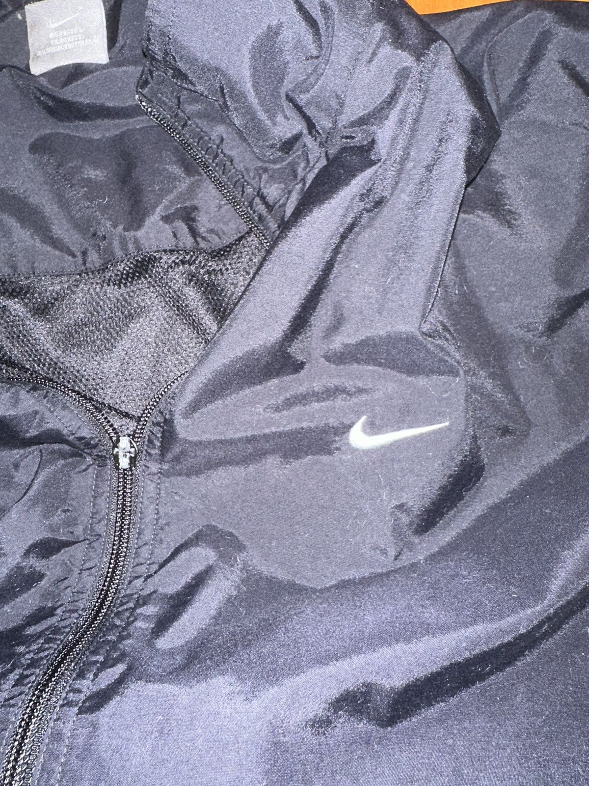 Nike × Vintage Vintage Y2K Black Nike Windbreaker Jacket Size US L / EU 52-54 / 3 - 3 Thumbnail