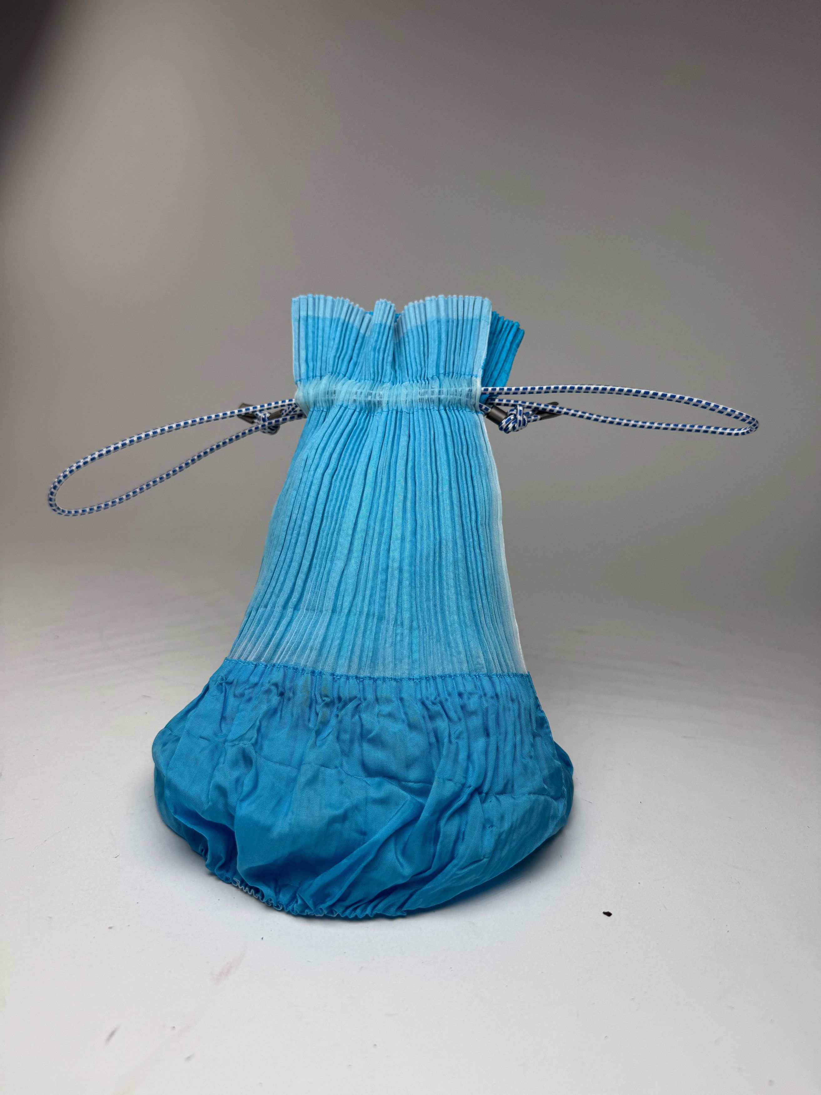 Issey Miyake Vintage Plissee bag blue Size ONE SIZE - 1 Thumbnail