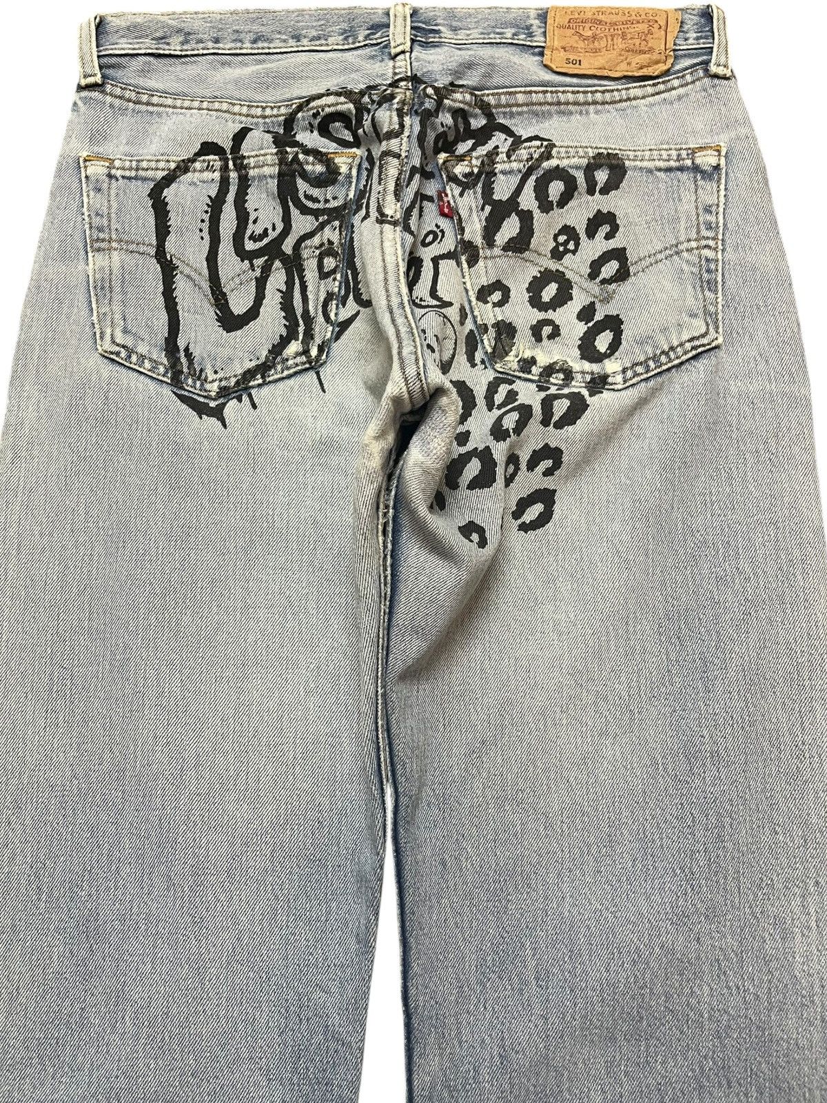 Levi's Vintage Clothing Vintage Levi’s 501 Looney Tunes Printed Denim Size US 31 - 8 Thumbnail