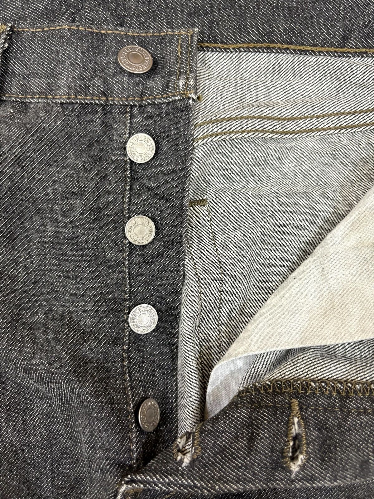 Levi's Vintage 90s Levis 501 Black Distressed Loose Jeans Size US 30 / EU 46 - 8 Thumbnail