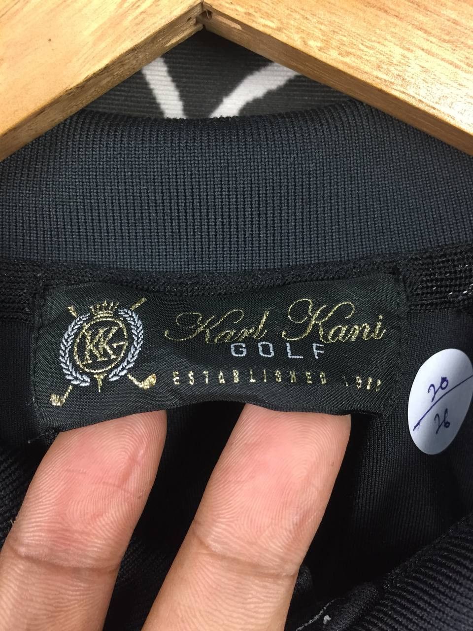 Karl Kani Vtg Karl Kani Golf Brooklyn Patterned Polo Tee Size US M / EU 48-50 / 2 - 11 Thumbnail