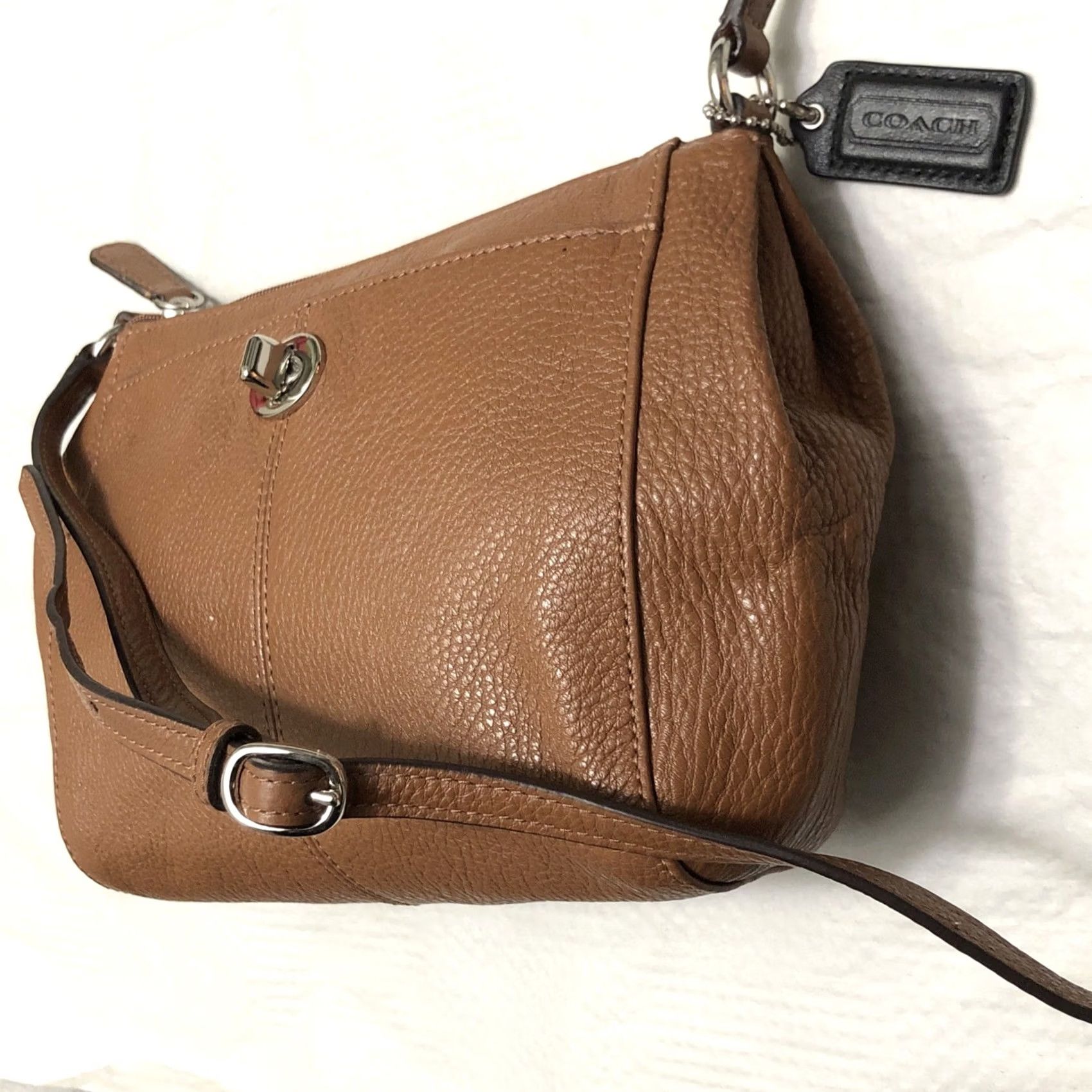 Coach Coach Swingpack Small Crossbody Leather Pebbled Caramel Brown Silver Hardware Women Size S / US 4 / IT 40 - 4 Thumbnail