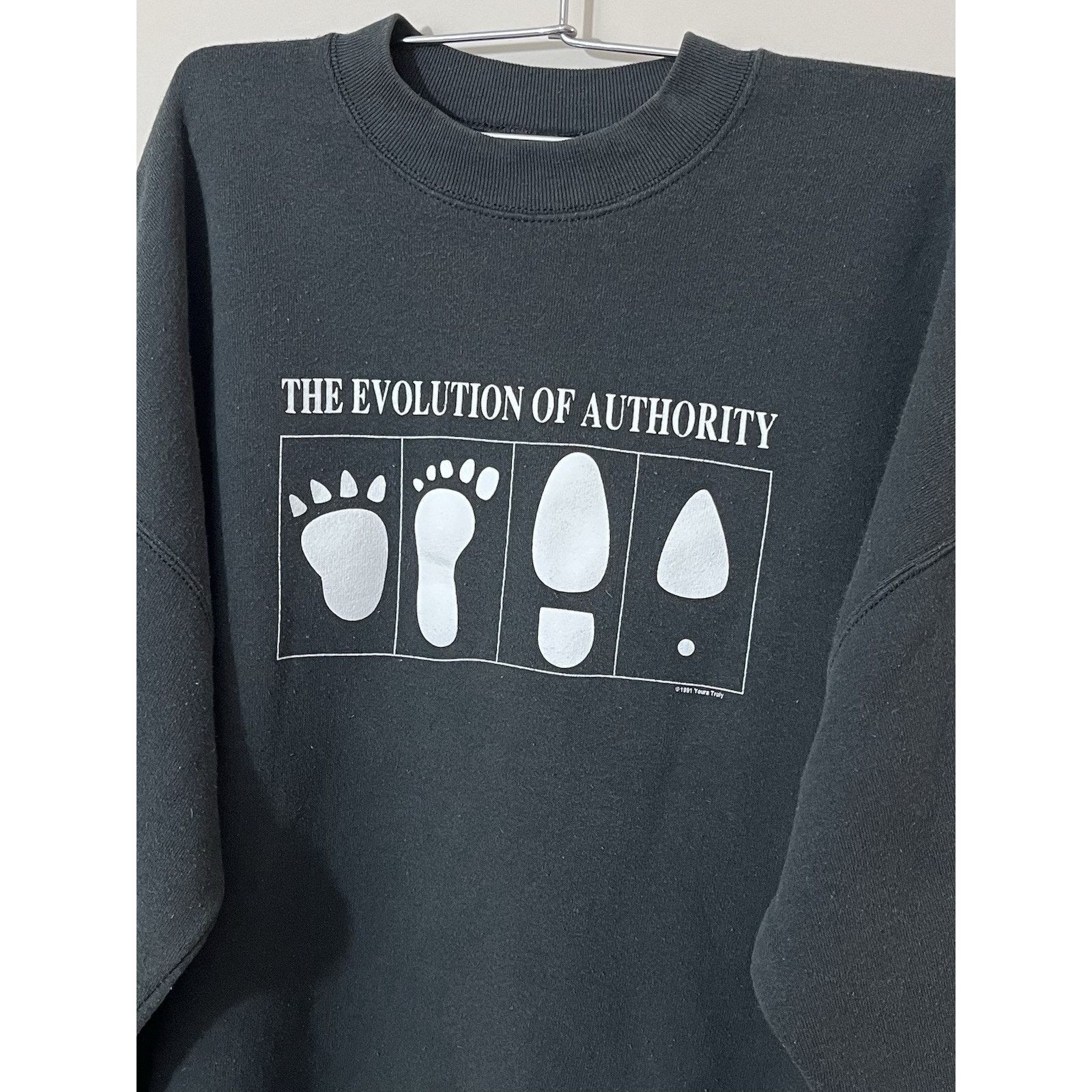 Vintage Vintage 1991 The Evolution of Authority Black Crewneck XL Size US XL / EU 56 / 4 - 2 Thumbnail