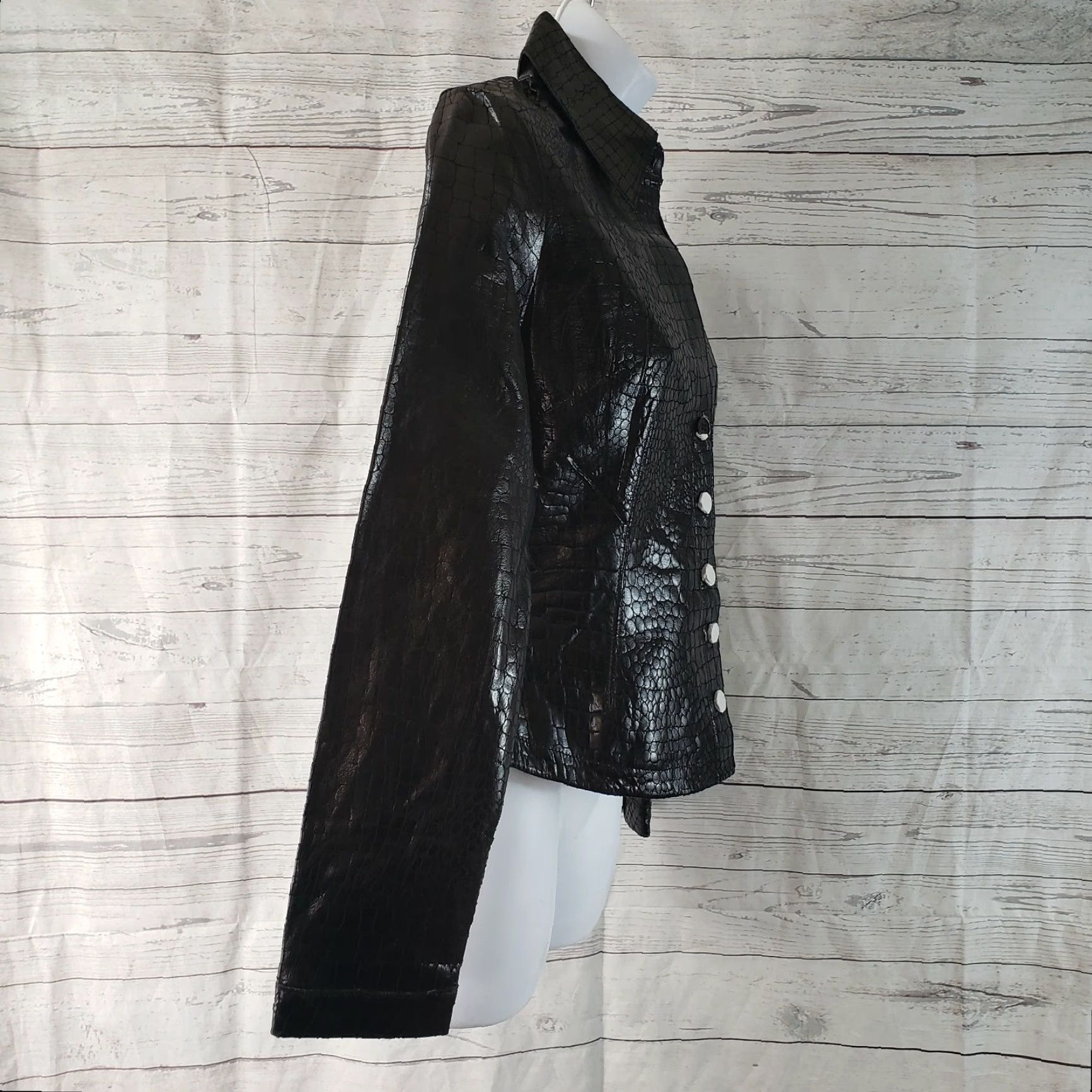 Vintage VINTAGE In Suede Womens Leather Jacket Sz Small Solid Black Reptile Button Front Size S / US 4 / IT 40 - 3 Thumbnail