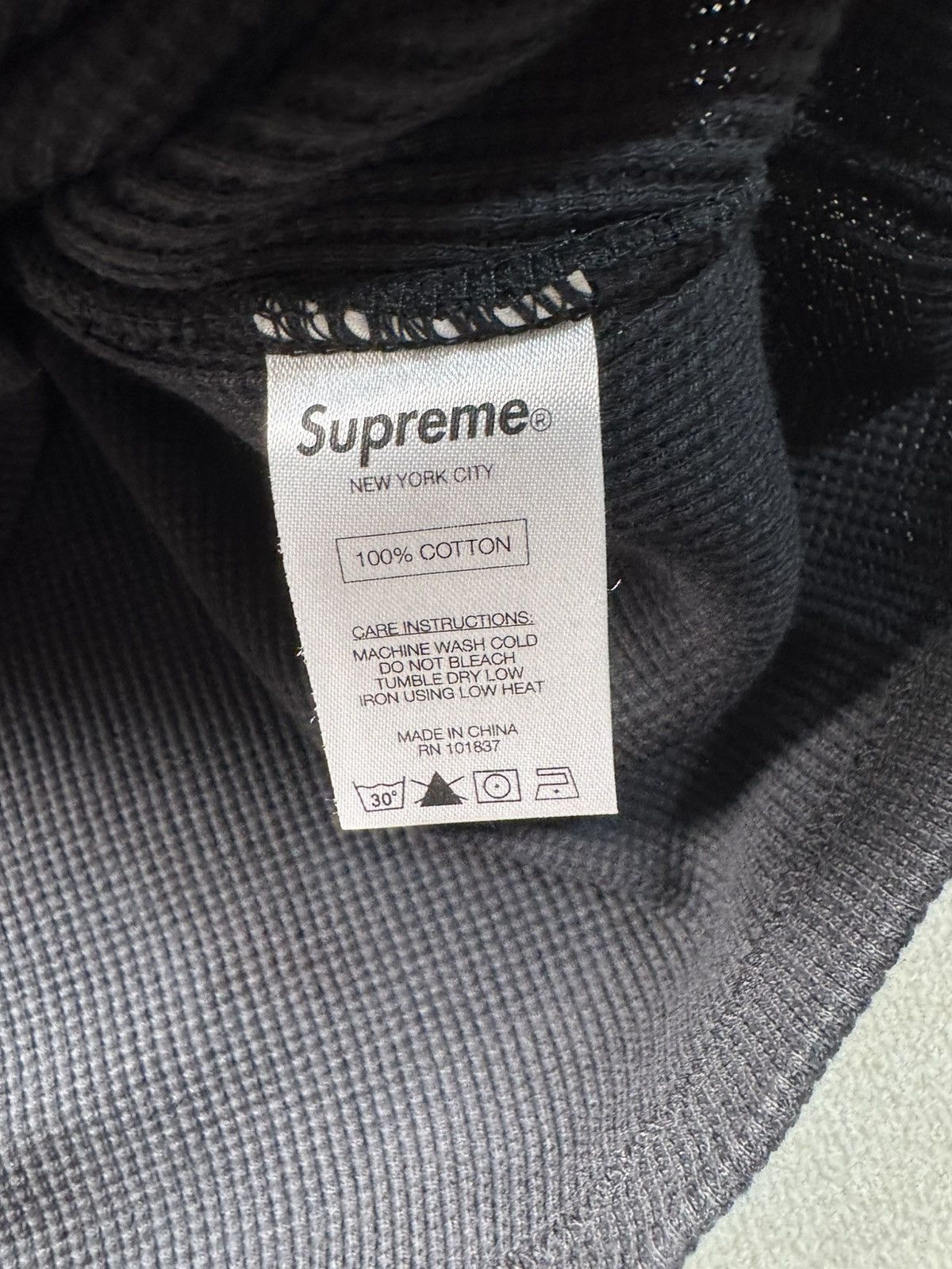 Supreme Thermal ls teen Size US M / EU 48-50 / 2 - 5 Thumbnail