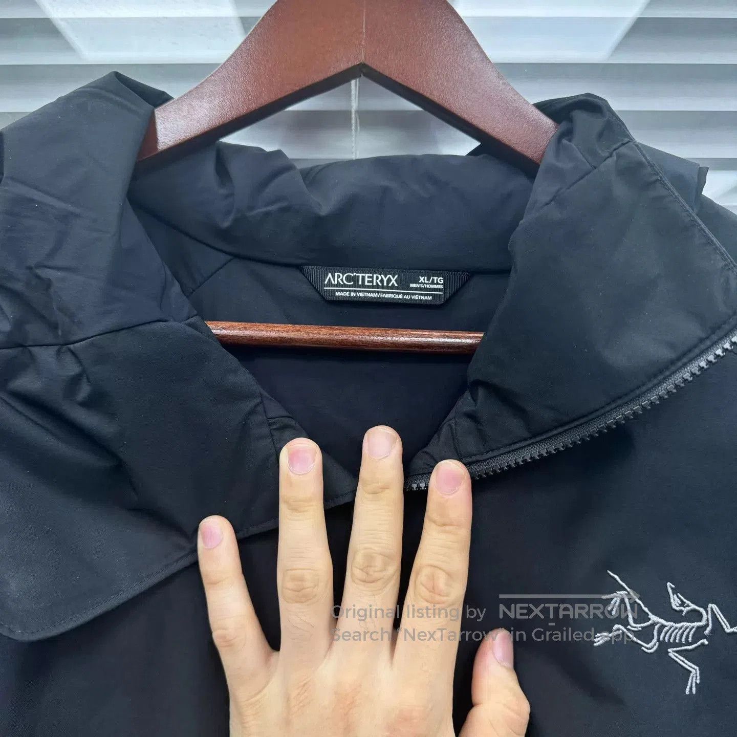 Arc'teryx Black Hooded Light Jacket XL. Size US XL / EU 56 / 4 - 5 Thumbnail