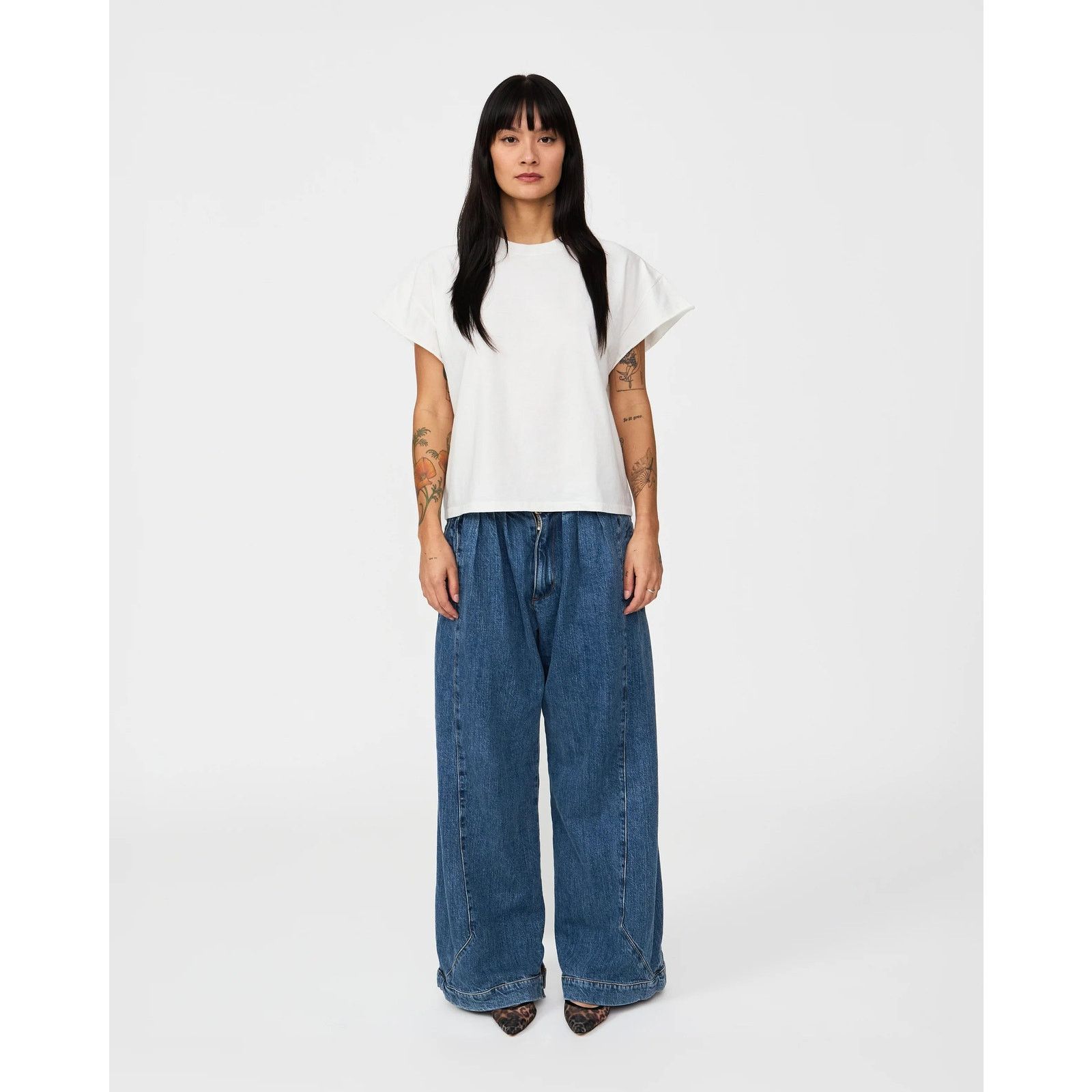 Designer Untytled The Executive Pleated Trouser (Sz 30, 32, 34, 36) Size US 32 / EU 48 - 1 Thumbnail