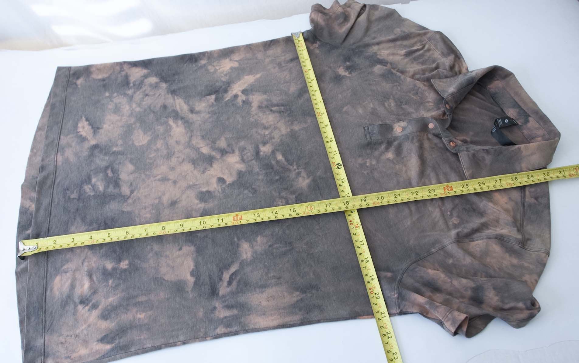 Lululemon Lululemon Polo Shirt Size L Tie Dye Size US L / EU 52-54 / 3 - 5 Thumbnail