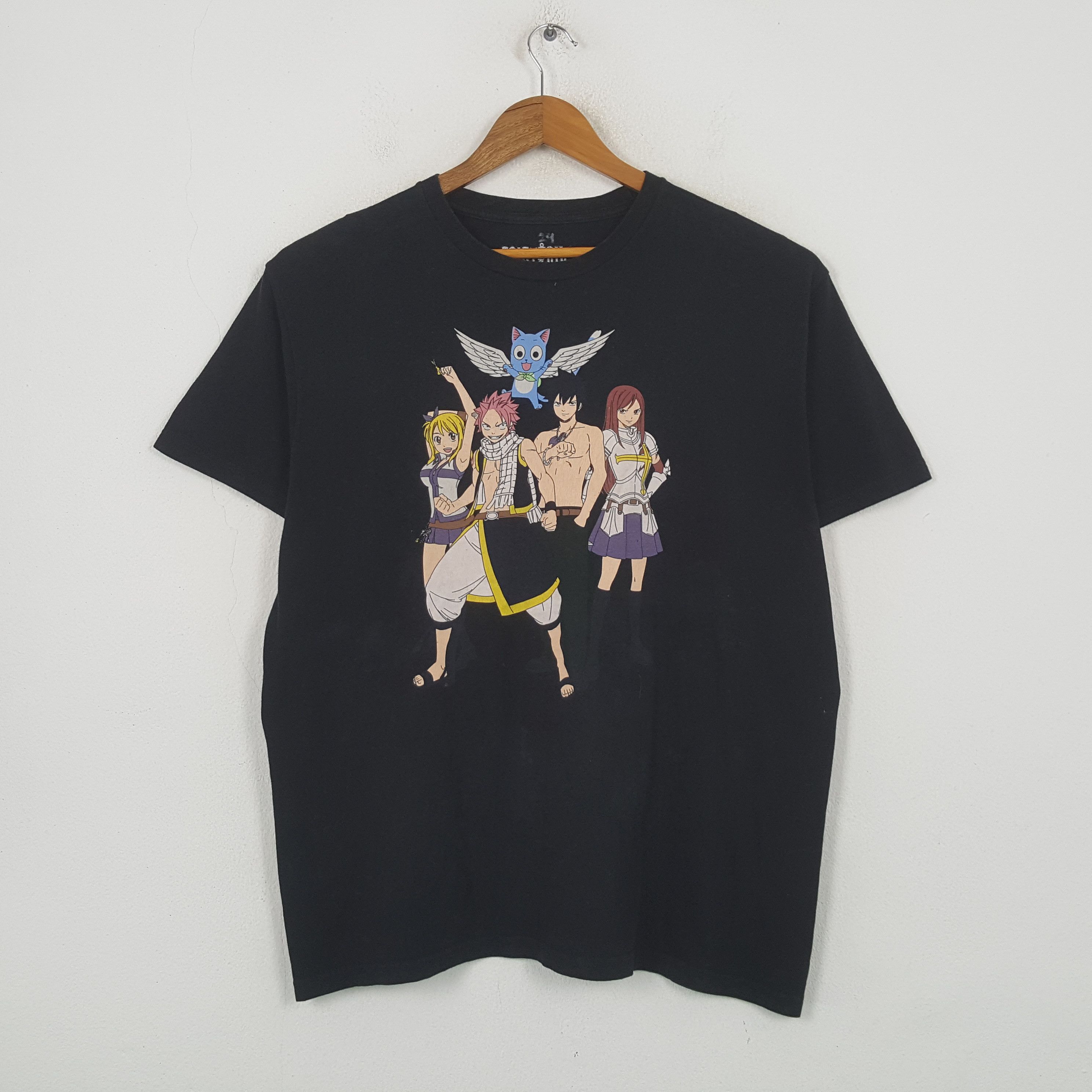 Vintage Vintage Fairytail Japanese Animated Series T-shirt RR26 Size US XL / EU 56 / 4 - 1 Thumbnail