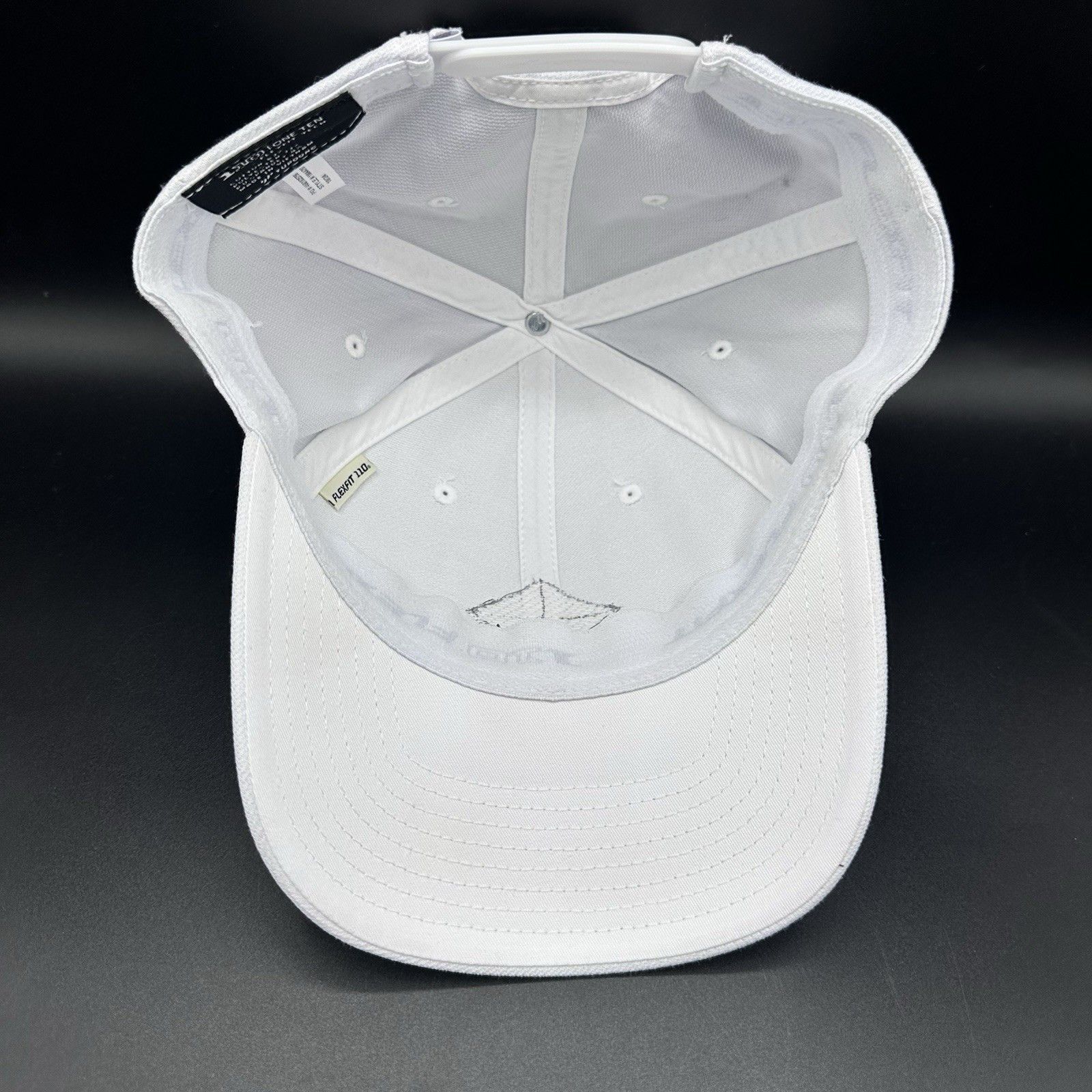 TravisMathew Travis Mathew Florida Lone Shark Golf Hat SnapBack Flexfit Size ONE SIZE - 8 Thumbnail