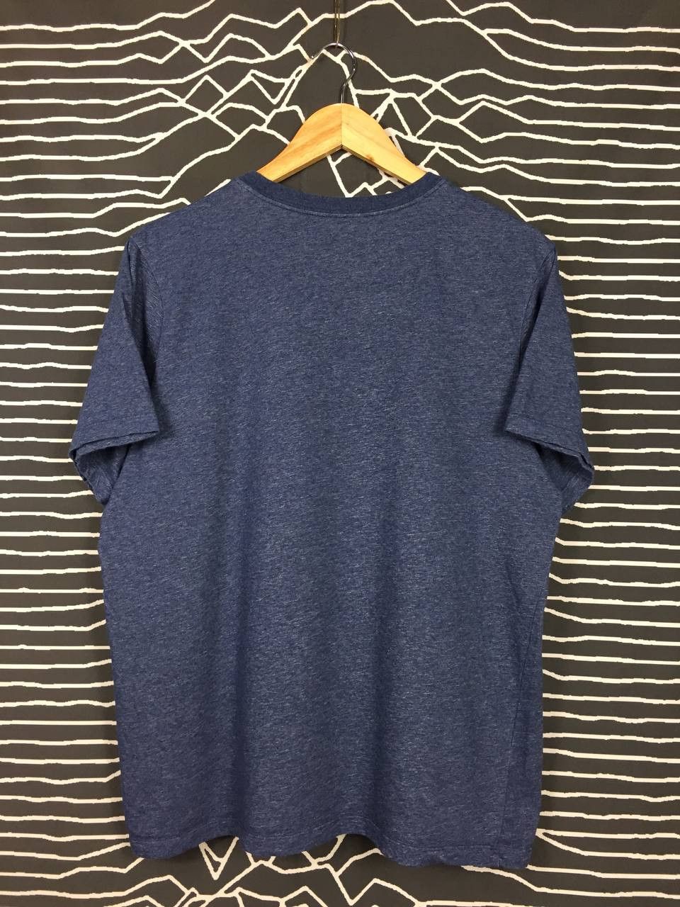 Nike × Vintage The Nike Tee Swoosh Logo Dri-Fit Sportswear Tee Size US L / EU 52-54 / 3 - 4 Thumbnail