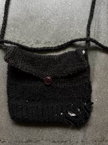 Number (N)ine Number (N)ine 2003 Distressed Knit Shoulder Bag Archive Size ONE SIZE - 1 Thumbnail