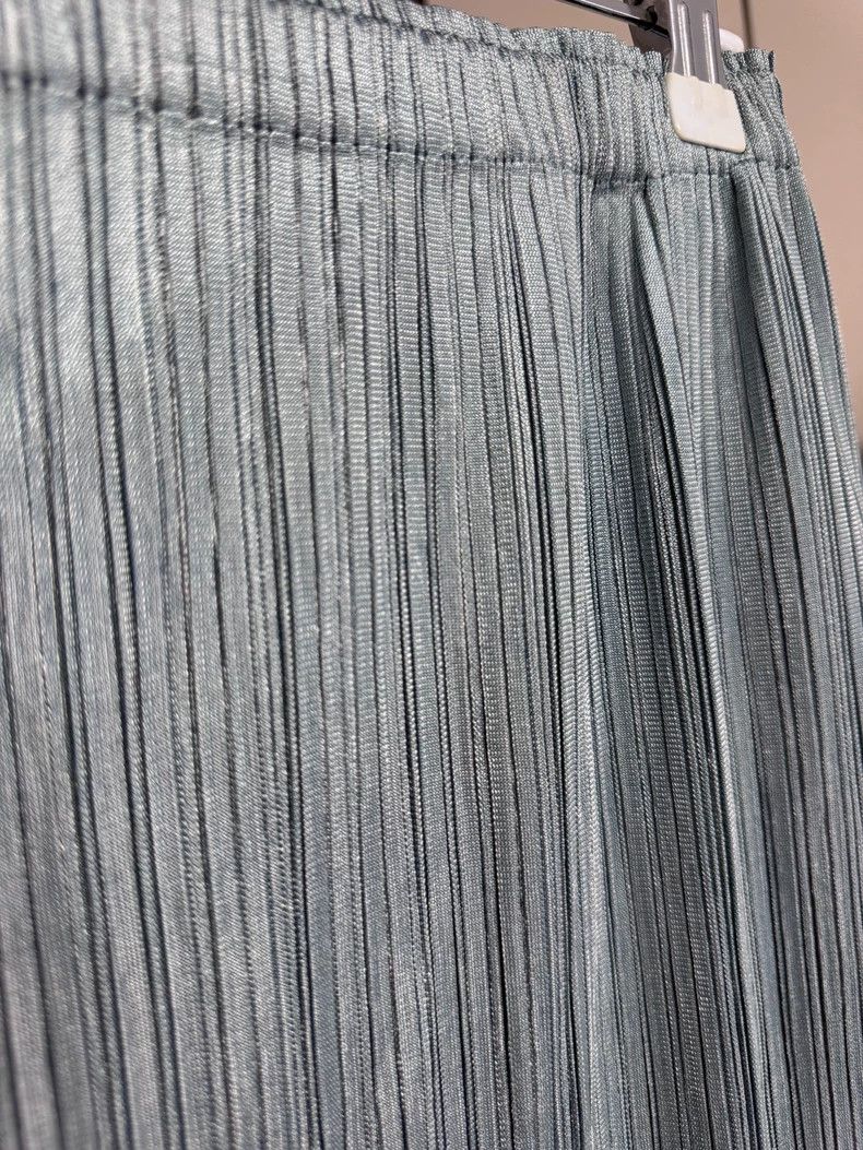 Issey Miyake Issey Miyake size:3 Honor blue skirt Size 42" / US 20 - 3 Thumbnail
