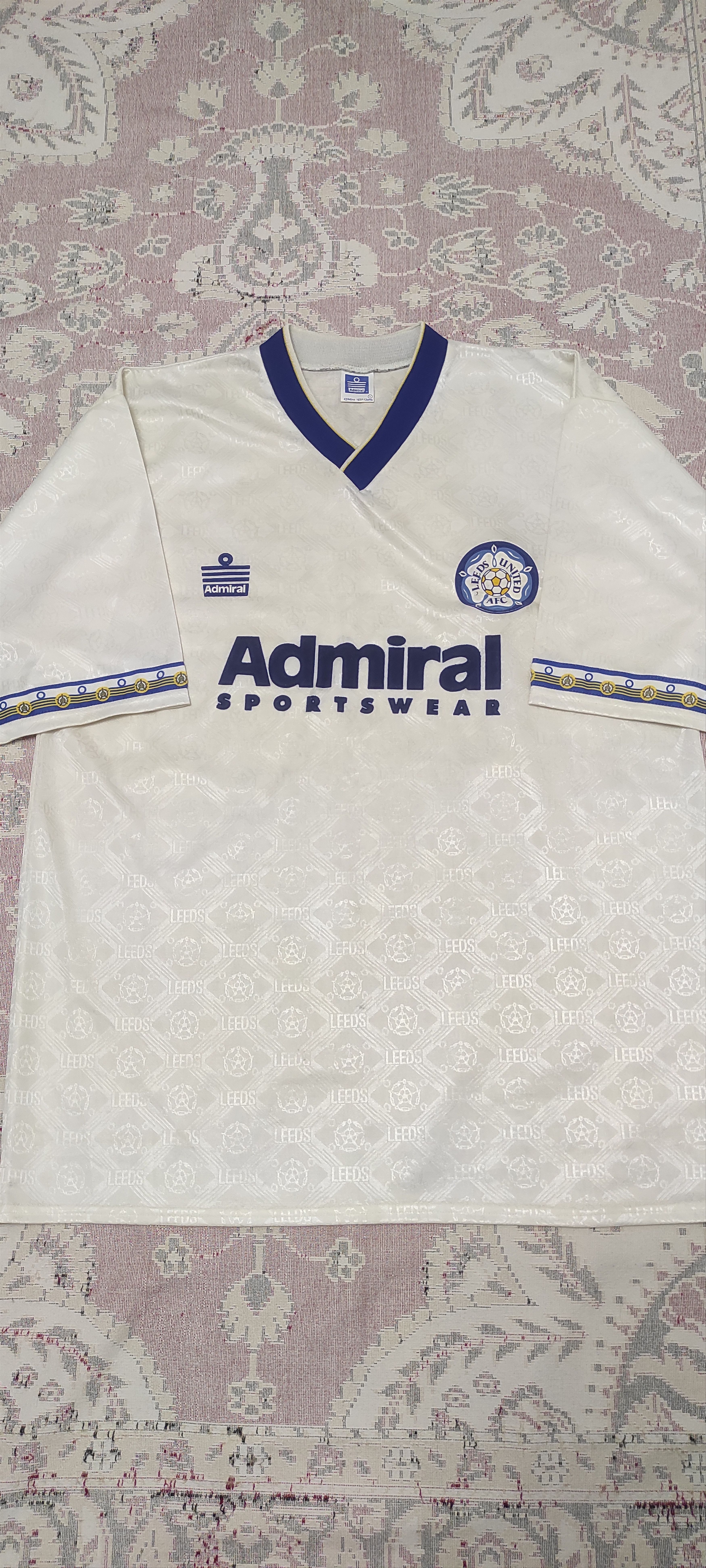 Umbro The Peacocks Leeds United Home football shirt 1992 - 1993 Size US L / EU 52-54 / 3 - 1 Thumbnail