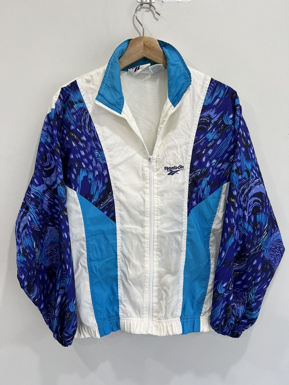 Reebok Vintage Reebok Windbreaker Womens Jacket Zip Up Size S / US 4 / IT 40 - 1 Thumbnail