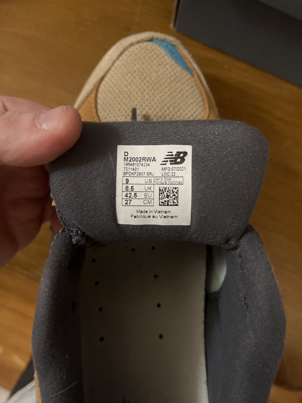 New Balance J Crew x New Balance 2002R “Incense” Size US 9 / EU 42 - 6 Thumbnail