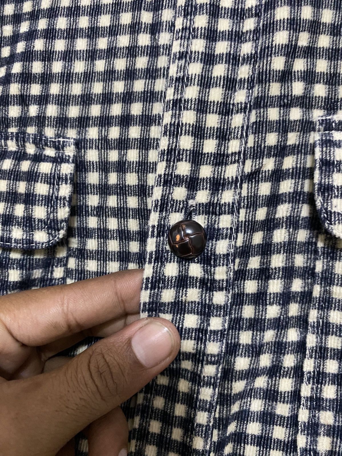 Takeo Kikuchi Takeo kikuchi wool two pocket shirt buttom up very rare Size US L / EU 52-54 / 3 - 6 Thumbnail