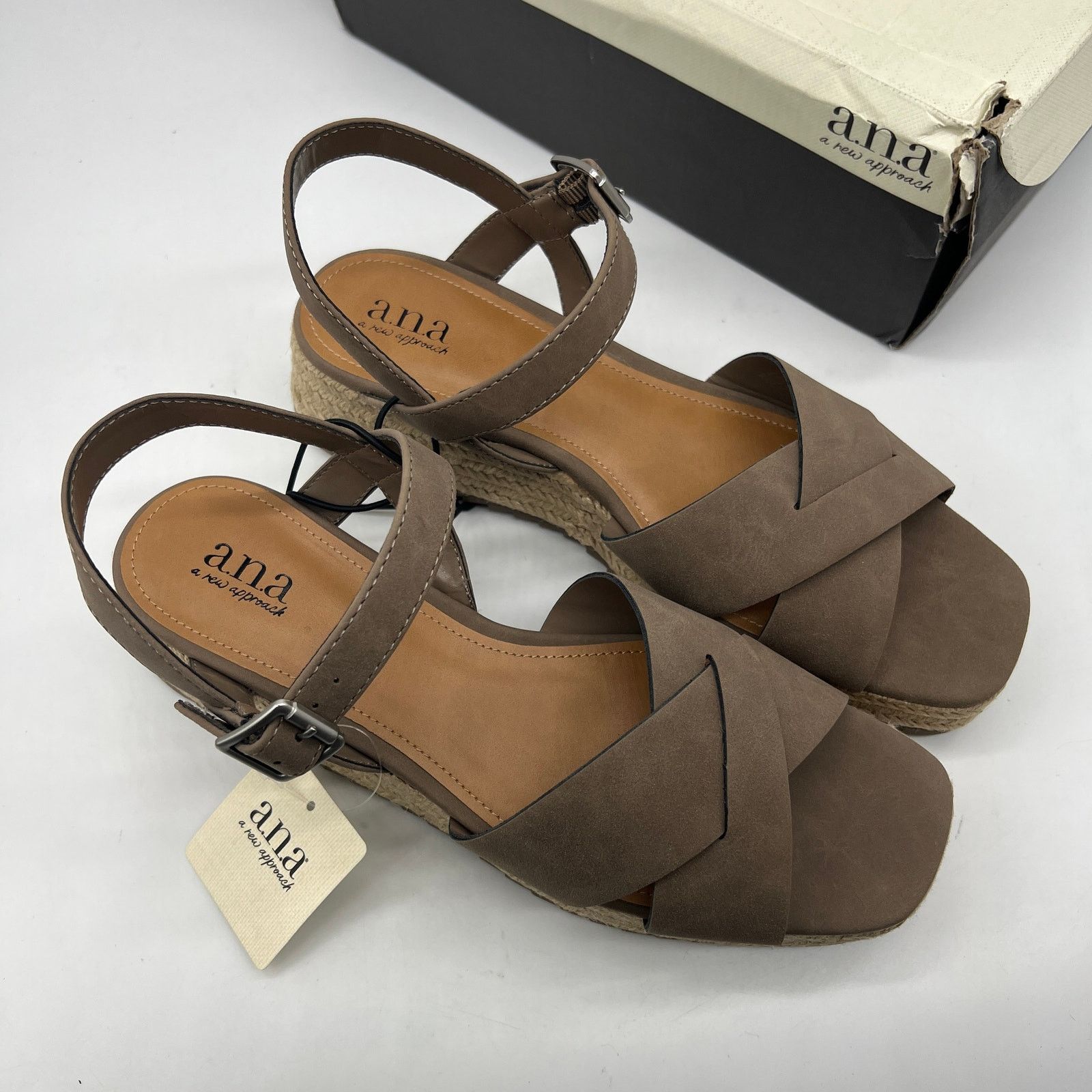 Other a.n.a Womens Eloise Wedge Sandals Porchini Brown Size US 9 / IT 39 - 2 Thumbnail
