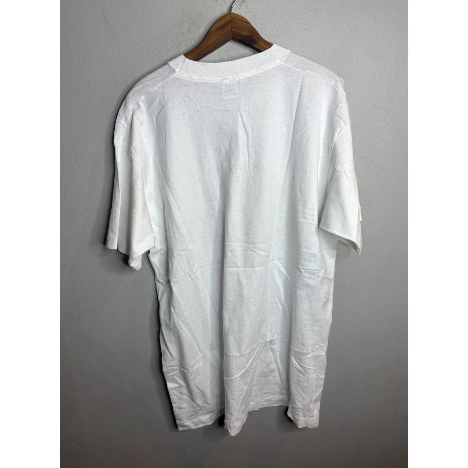 Fruit Of The Loom VINTAGE Occupational Hazard Secretary Shirt Mens XL White Fruit of the Loom 90s Cartoon Workwear Funny Crew Neck Short Sleeve Cotton Preshrunk Size US XL / EU 56 / 4 - 4 Thumbnail