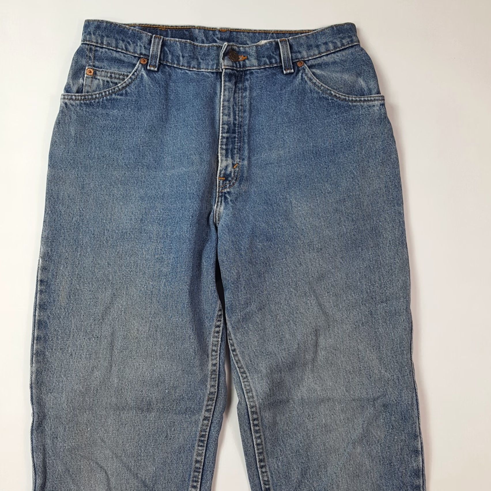 Levi's VINTAGE Levi's Orange Tabs Women's Jeans Denim Stonewash Faded 90s Relaxed Tapered Size 12 Blue Size 34" / US 12 / IT 48 - 2 Thumbnail