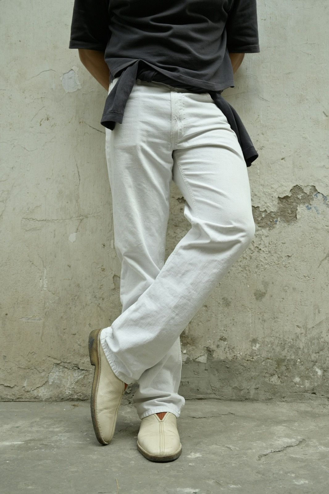 Givenchy Givenchy by Julien Macdonald 2000’s pepper wash denim pant Size US 32 / EU 48 - 2 Thumbnail