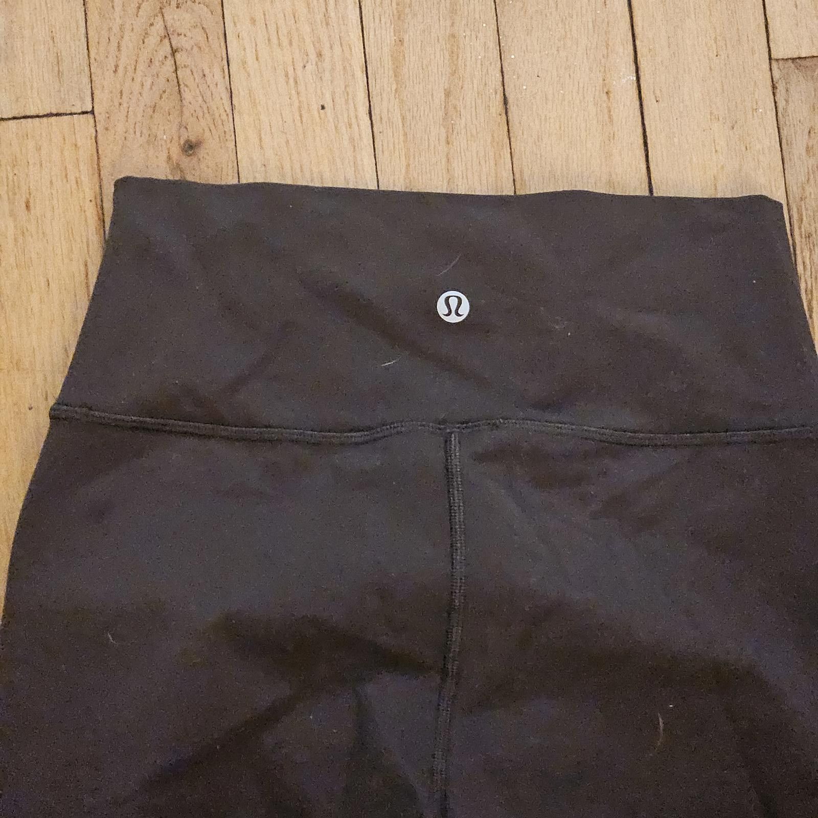 Designer Lululemon High-Waisted Leggings - Black SZ 4 Size 27" / US 4 / IT 40 - 4 Thumbnail