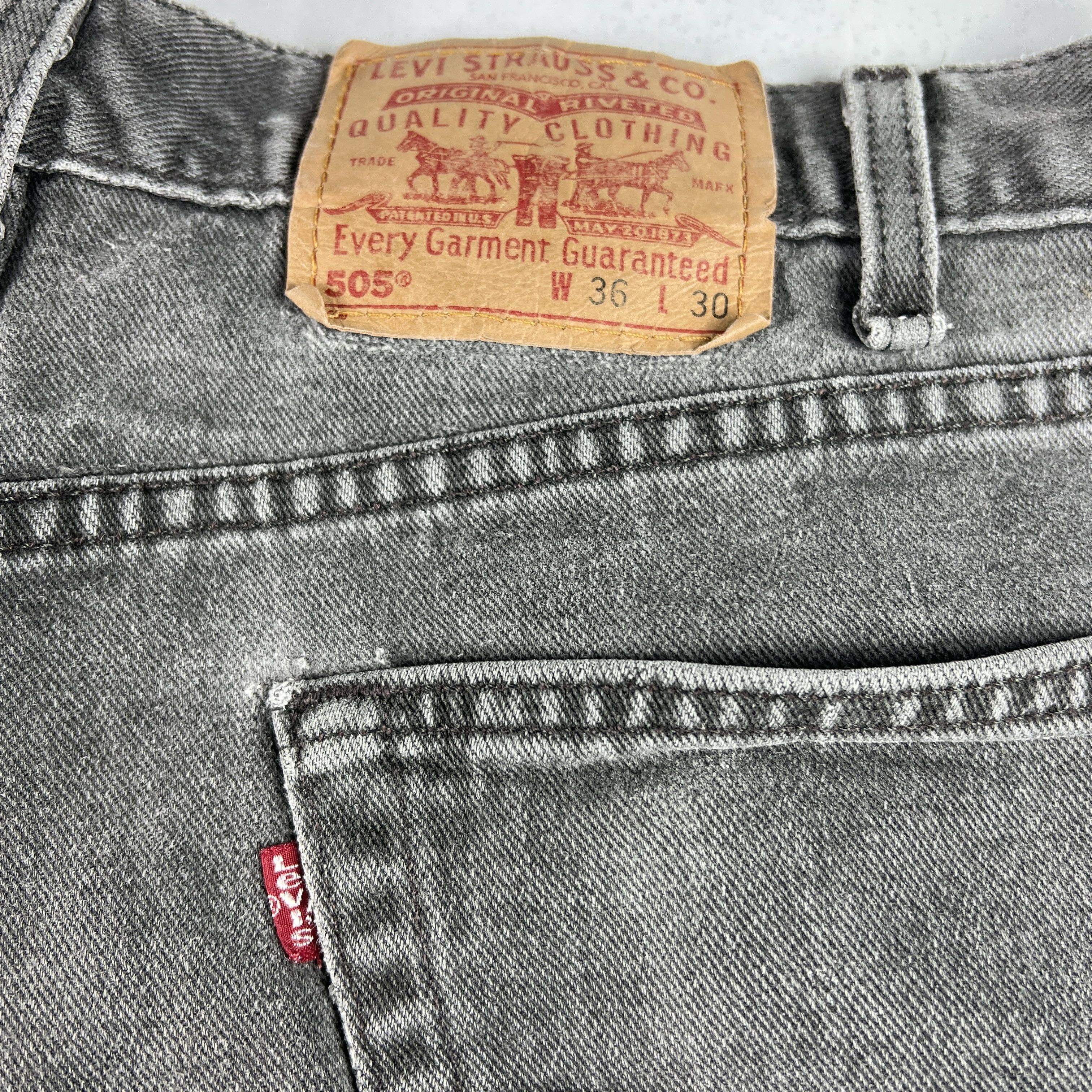 Levi's × Vintage Y2K Levi's Jean Shorts 505 Faded Cut Off Cotton Denim Jorts Size US 34 / EU 50 - 14 Thumbnail