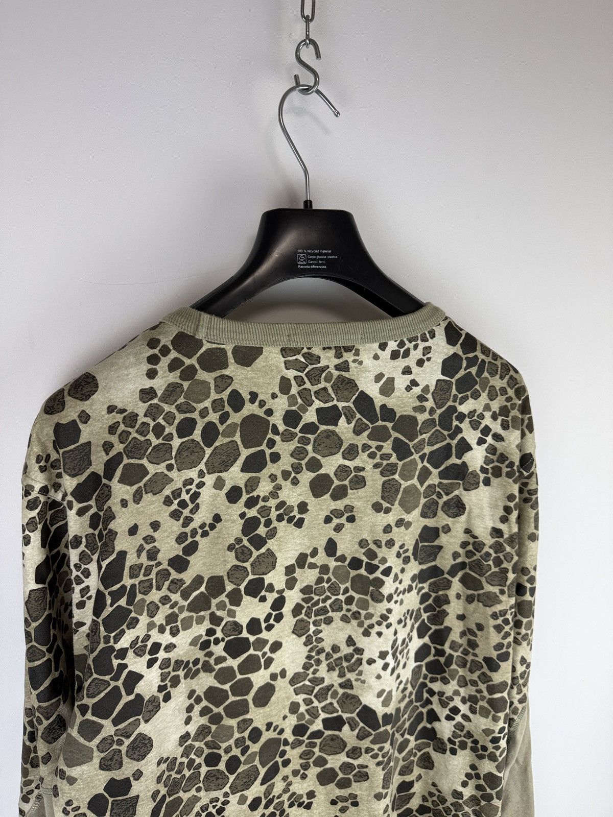 Stone Island Stone Island Alligator Camo longsleeve crewneck new with tag Size US L / EU 52-54 / 3 - 8 Thumbnail
