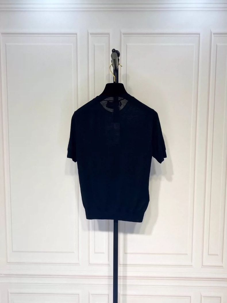 Prada Prada Small logo knitted short sleeves 2504-Nextarrow Size XS / US 0-2 / IT 36-38 - 2 Thumbnail