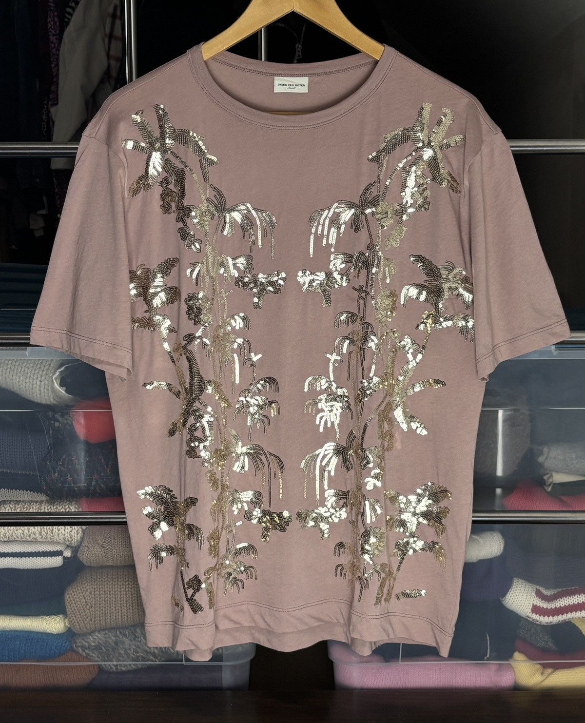 Dries Van Noten Dries Van Noten Sequin Palm Tree Salmon T-Shirt Size US S / EU 44-46 / 1 - 1 Thumbnail