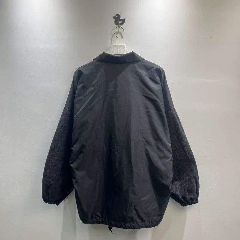 Balenciaga Balenciaga size 34 Monogrammed Logo Patchwork Denim Jacket Size US XS / EU 42 / 0 - 2 Thumbnail