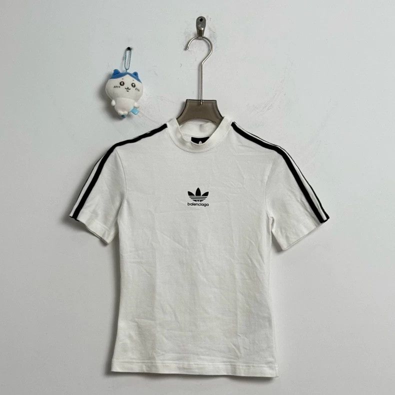 Balenciaga Balenciaga Adidas co-branded short sleeves Size US S / EU 44-46 / 1 - 1 Thumbnail