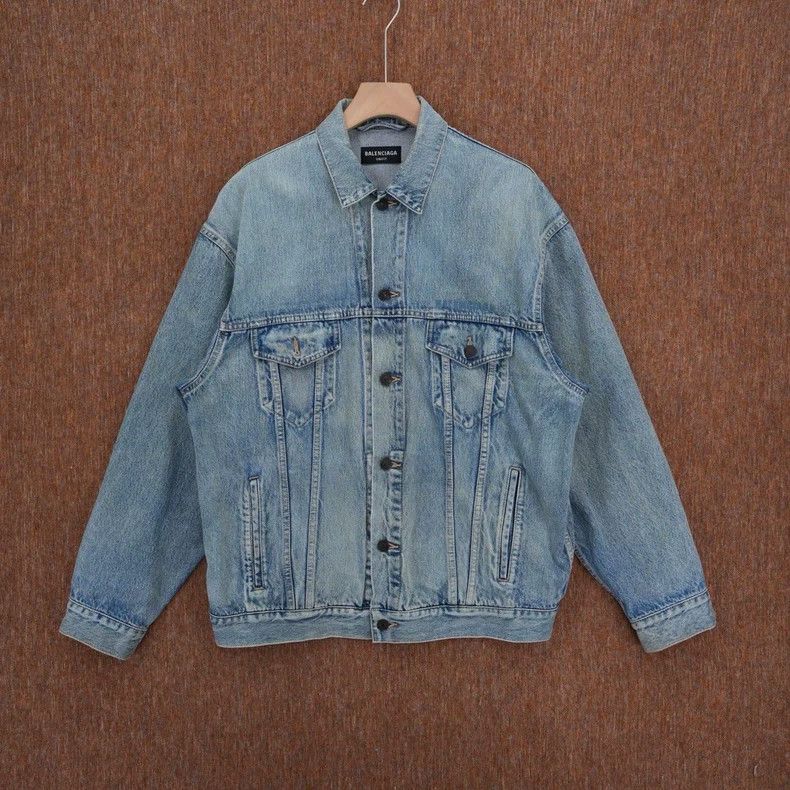 Balenciaga Balenciaga Washed Denim Oversized Jacket Size US XS / EU 42 / 0 - 1 Thumbnail