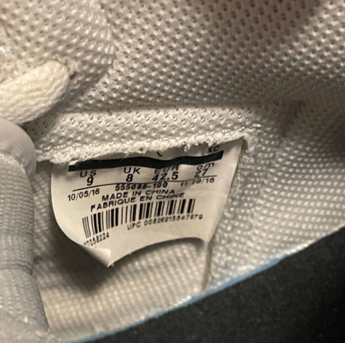 Jordan Brand × Nike Jordan 1 White Perforated Size US 9 / EU 42 - 4 Thumbnail
