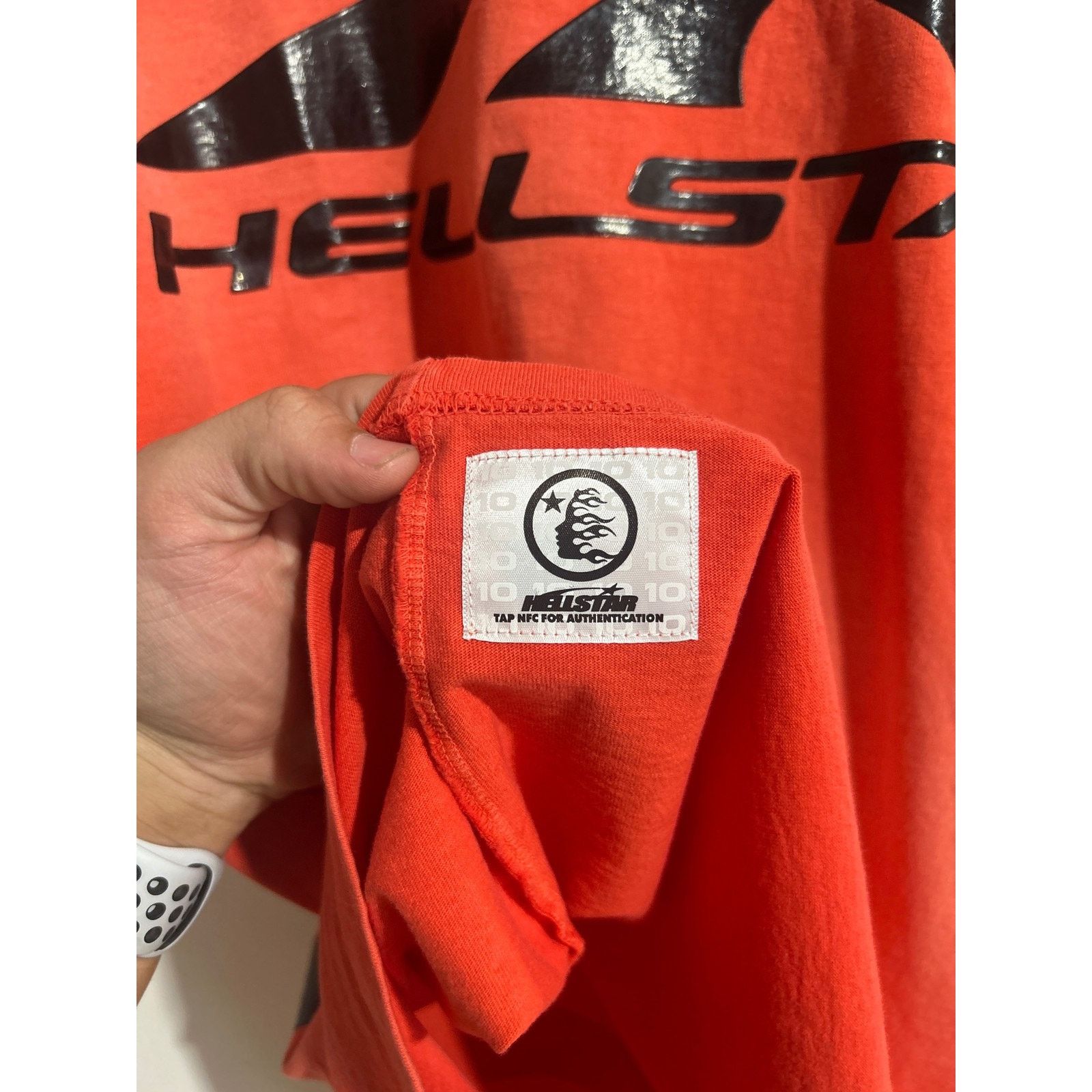 HELLSTAR HELLSTAR RED SPORTS LOGO TEE SIZE XL PREOWNED Size US XL / EU 56 / 4 - 2 Thumbnail