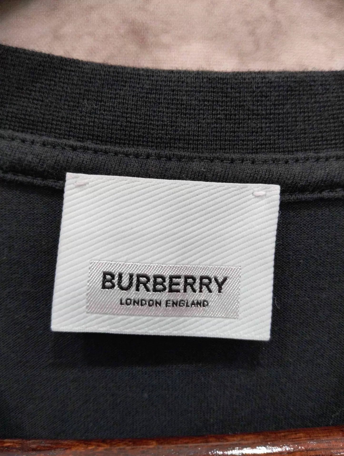 Burberry Burberry Logo Print Crewneck T-shirt XS Size US XS / EU 42 / 0 - 3 Thumbnail