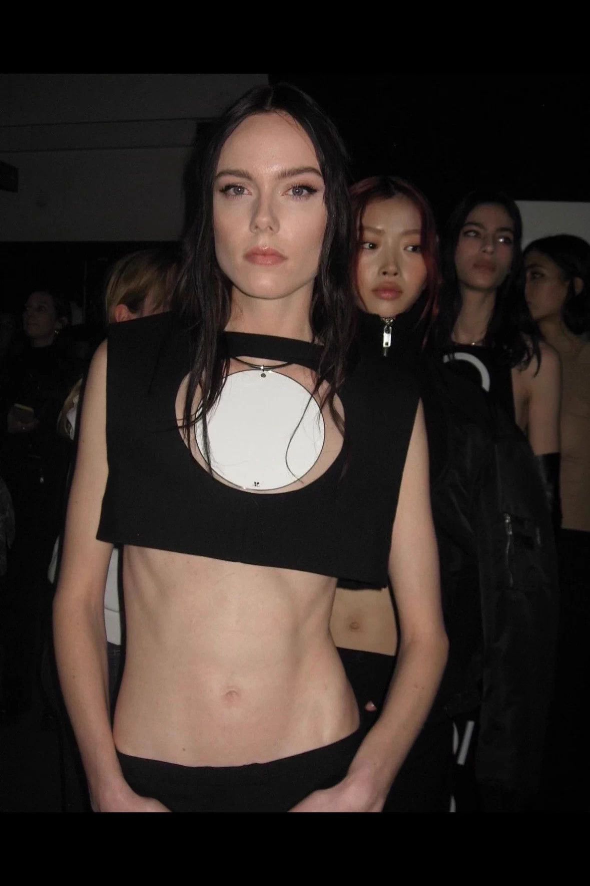 Courreges Courreges 2023 FW Runway Disc Mirror Necklace Size ONE SIZE - 1 Thumbnail